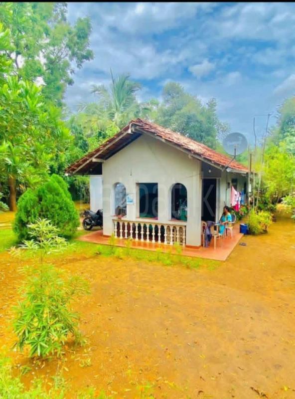 House for Sale in Ambalantota