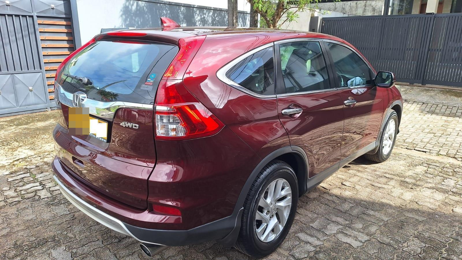 Honda CRV 2015 - பயன்படுத்தப்பட்டது SUV sale in Sri Lanka - patpat.lk
