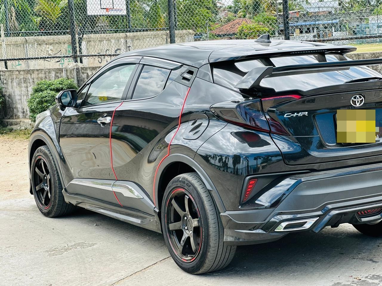 Toyota CHR 2017 - Used SUV sale in Sri Lanka - patpat.lk