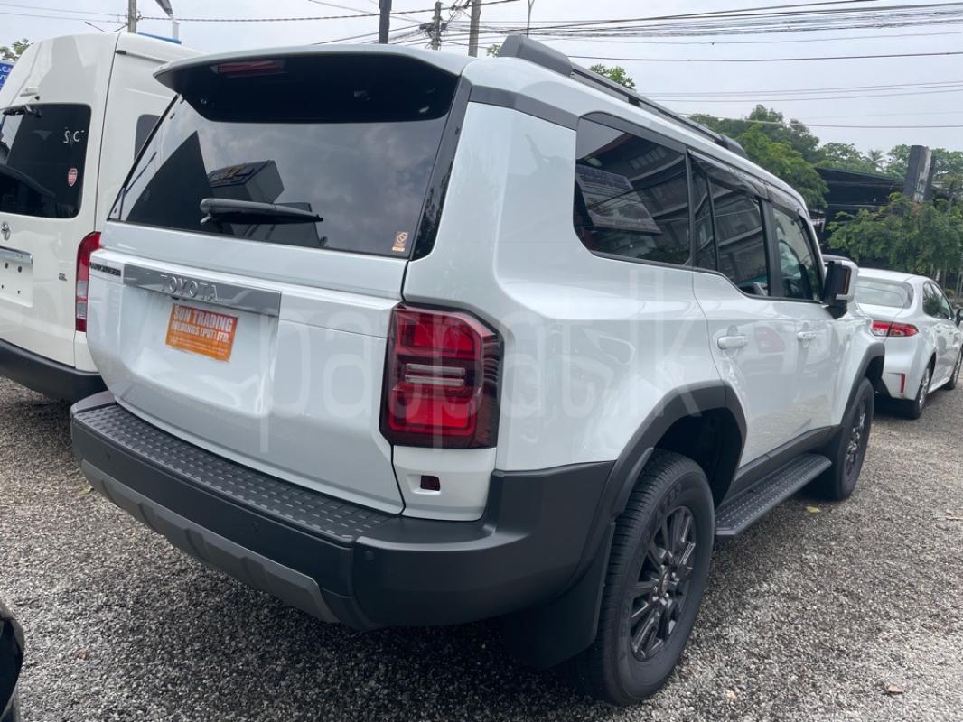 Advertisement image 4