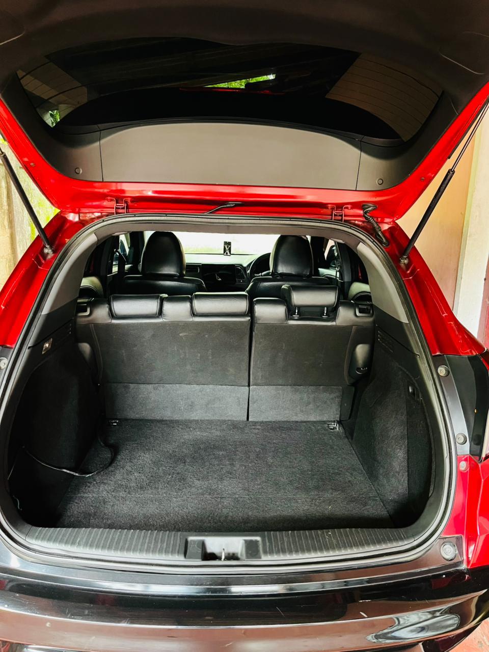 Honda Vezel 2017 - Used SUV sale in Sri Lanka - patpat.lk