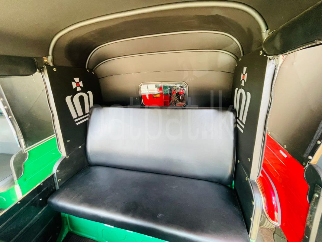 Advertisement image 6