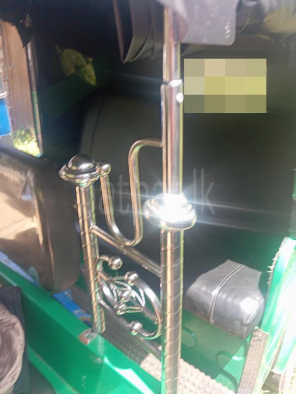Bajaj 4 stroke 2012 - பயன்படுத்தப்பட்டது முச்சக்கர வண்டி sale in Sri Lanka - patpat.lk
