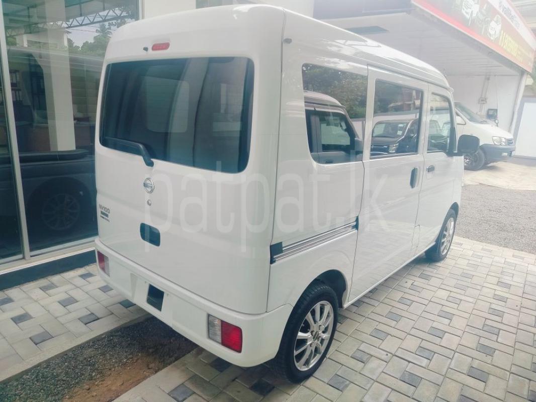 Advertisement image 4