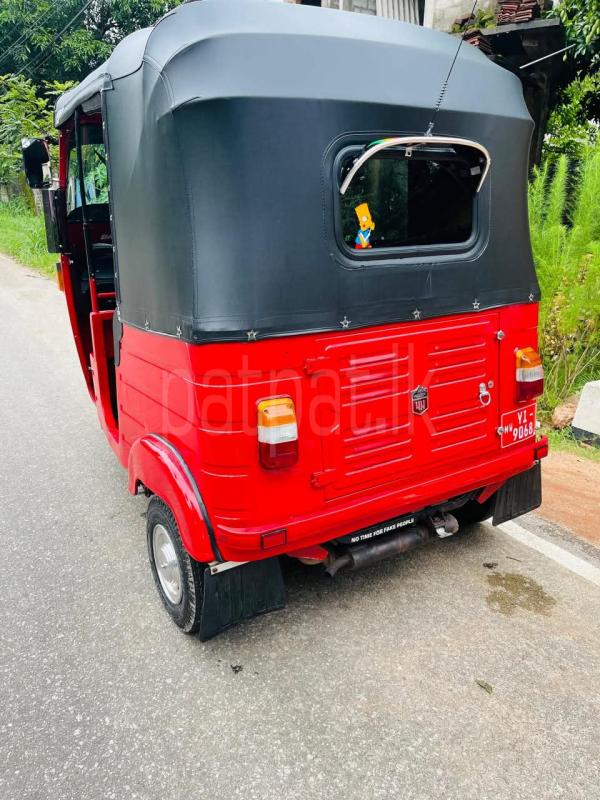 Bajaj 4 stroke 2011 - Used Three wheeler sale in Sri Lanka - patpat.lk
