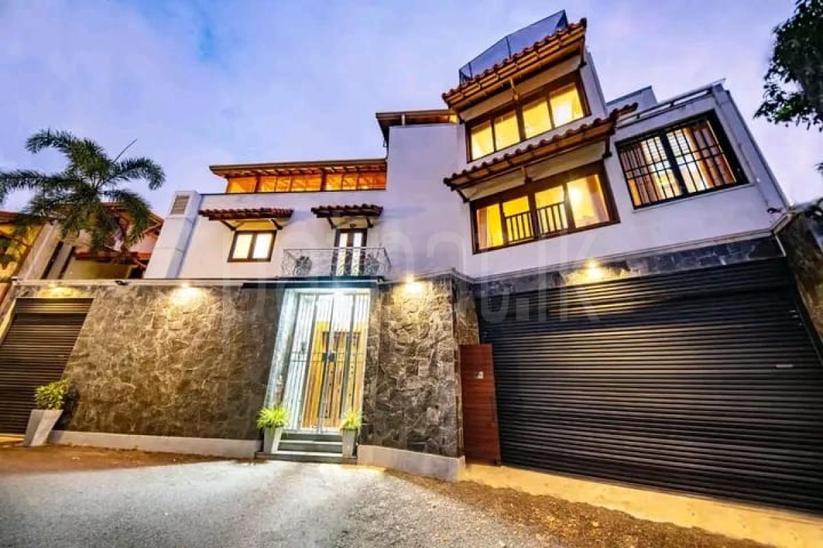 Advertisement image 6