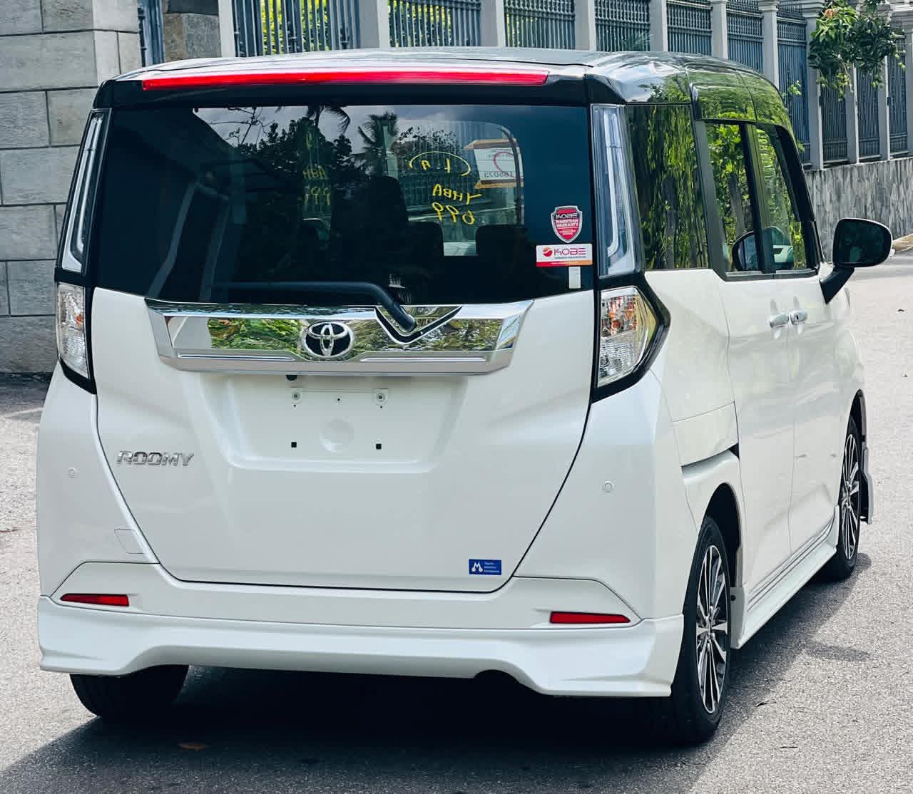 Toyota Roomy 2025 - சான்றளிக்கப்பட்டது வேன் sale in Sri Lanka - patpat.lk