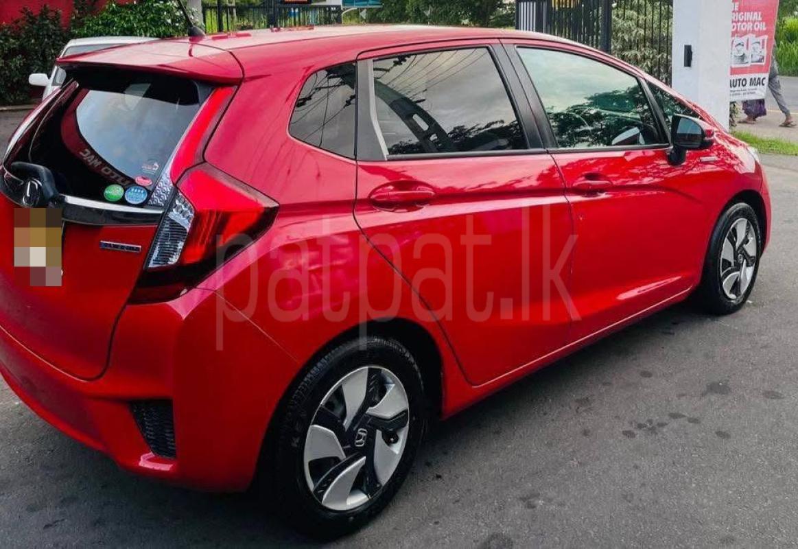Honda Fit 2014 - பயன்படுத்தப்பட்டது கார் sale in Sri Lanka - patpat.lk