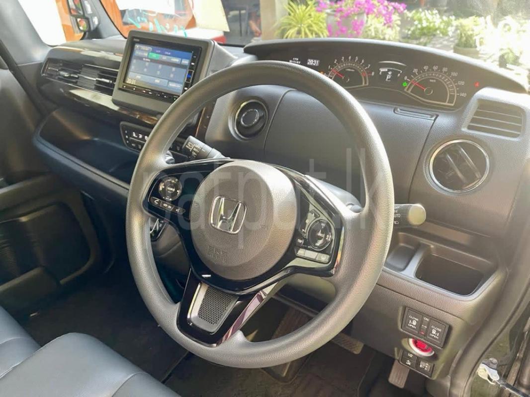 Advertisement image 6