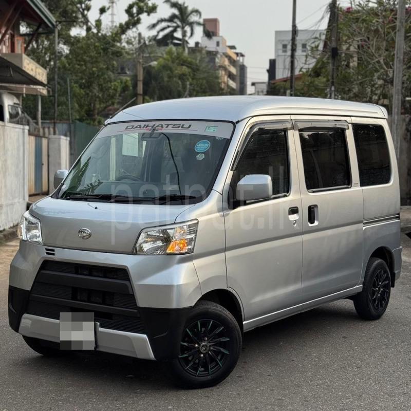 Advertisement image 1