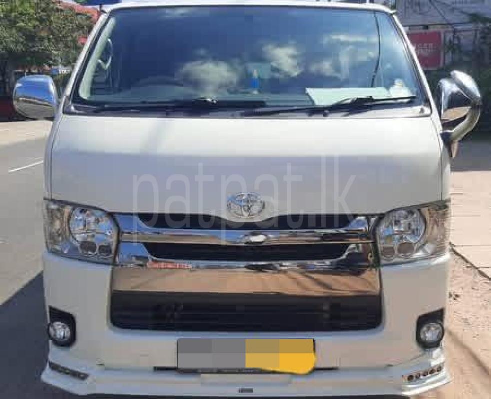 Toyota Hiace 2015 - பயன்படுத்தப்பட்டது வேன் sale in Sri Lanka - patpat.lk