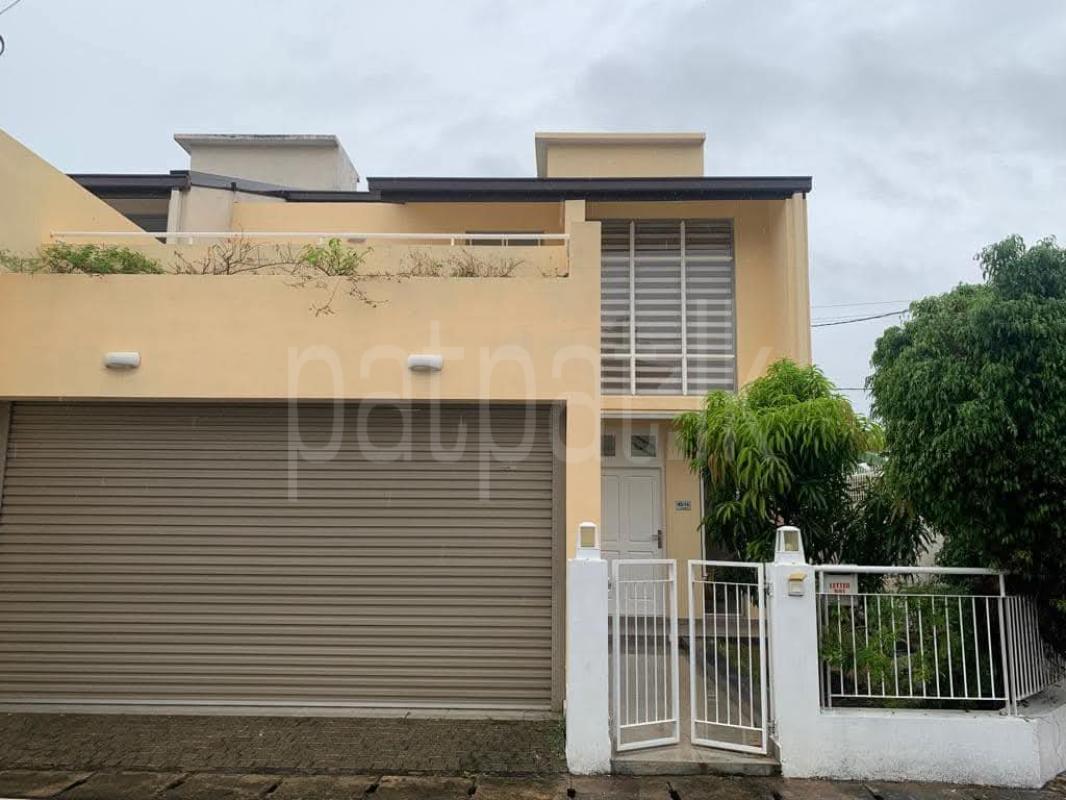 House for Sale in Boralesgamuwa ads-image-1