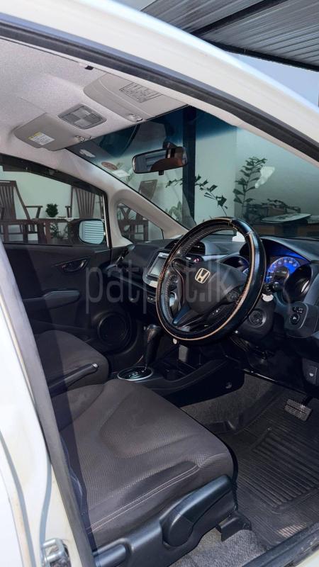 Honda Fit 2013 - பயன்படுத்தப்பட்டது கார் sale in Sri Lanka - patpat.lk