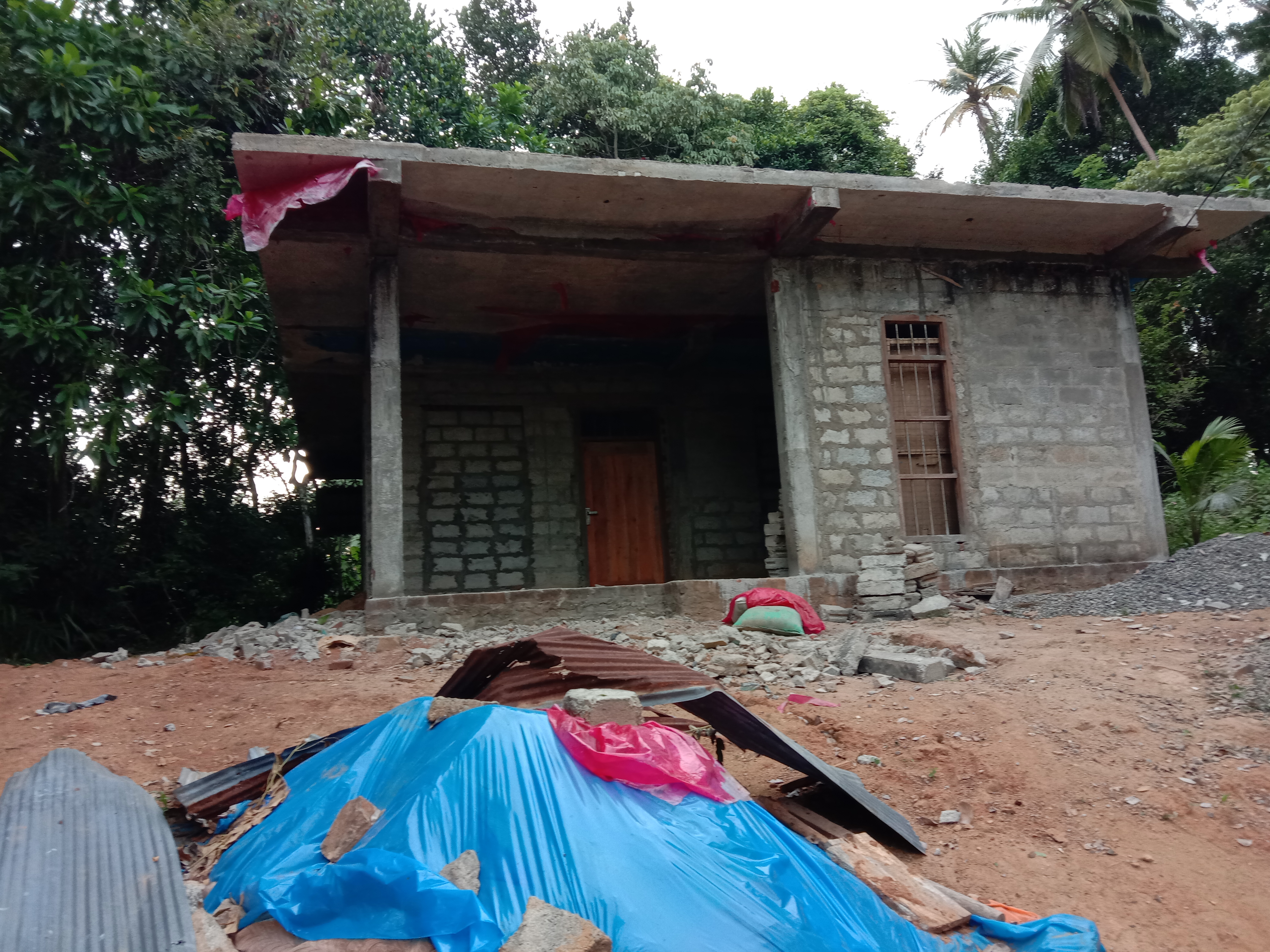 House for Sale in Kekanadurra ads-image-1