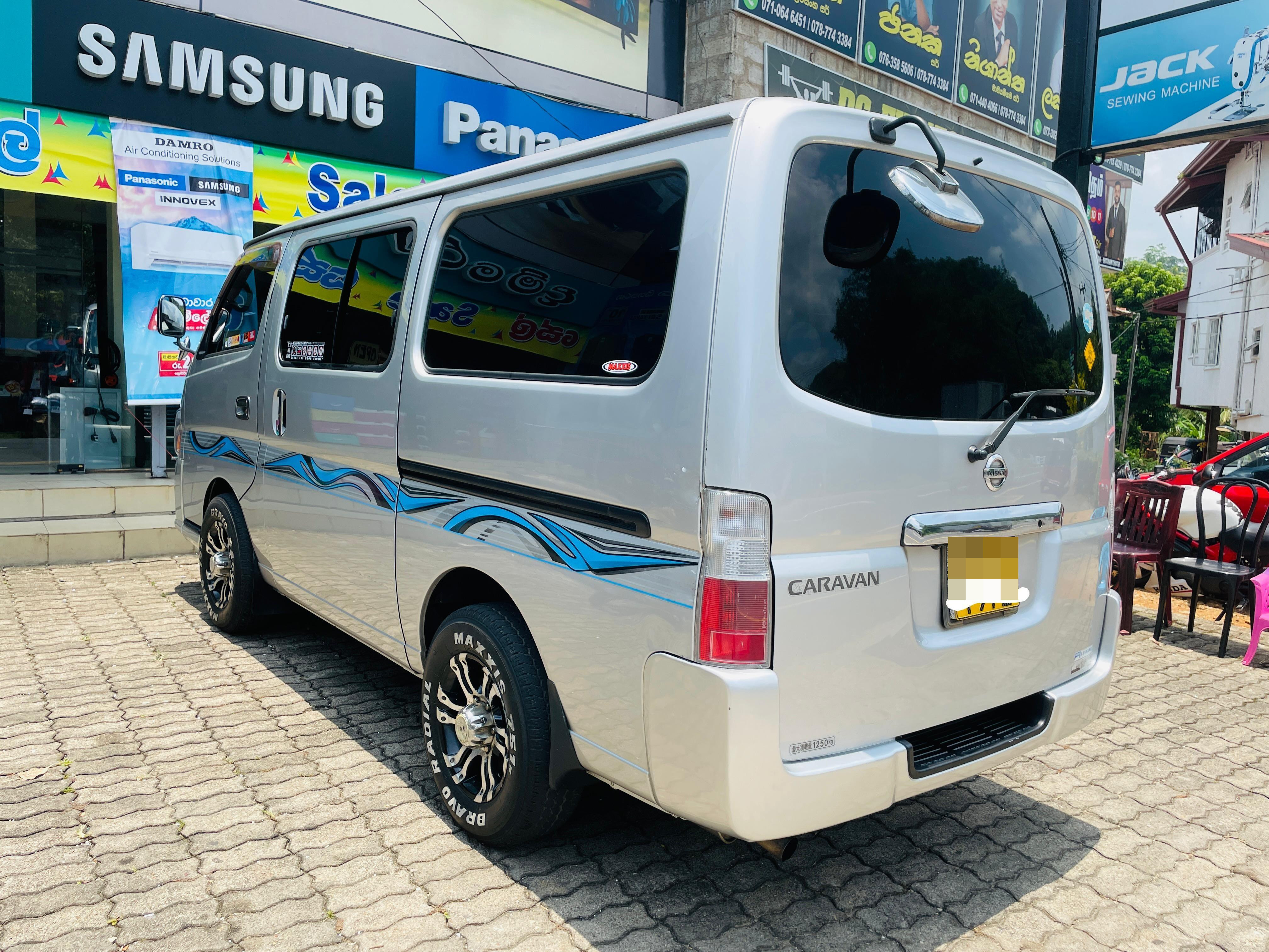 Nissan Caravan 2011 - பயன்படுத்தப்பட்டது வேன் sale in Sri Lanka - patpat.lk