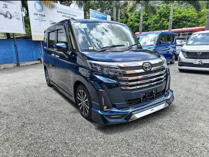 Toyota Roomy 2023 - අලුත් වෑන් රථය sale in Sri Lanka - patpat.lk
