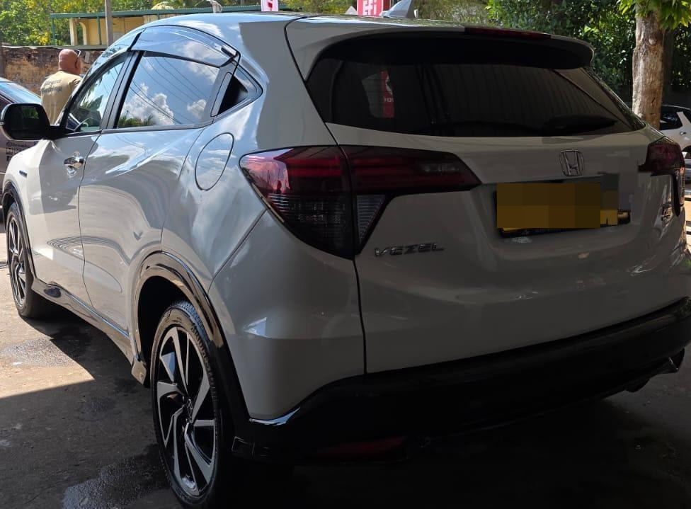 Honda Vezel 2018 - பயன்படுத்தப்பட்டது SUV sale in Sri Lanka - patpat.lk