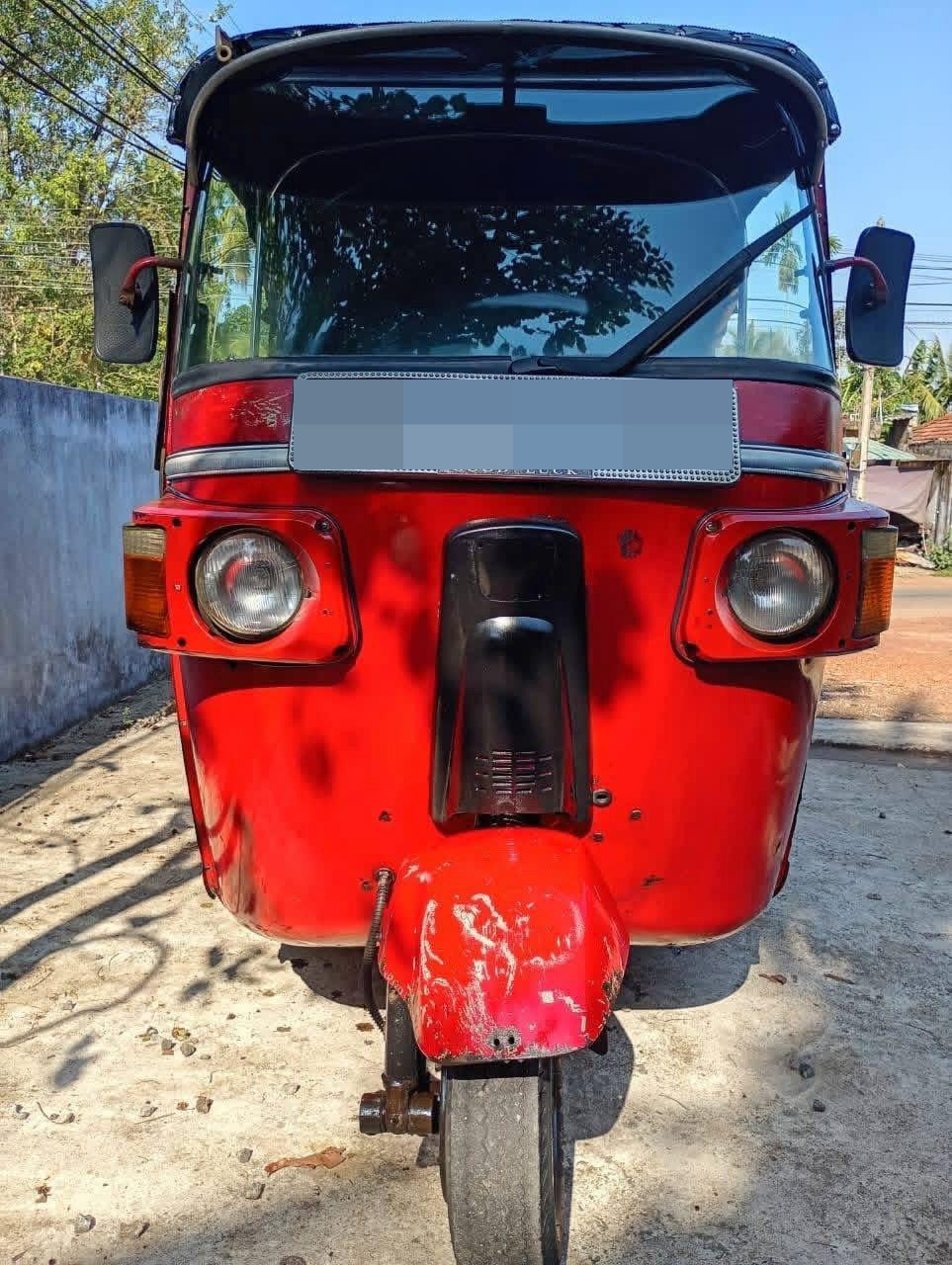 Bajaj Three Wheel 2011 - Used Three wheeler sale in Sri Lanka - patpat.lk