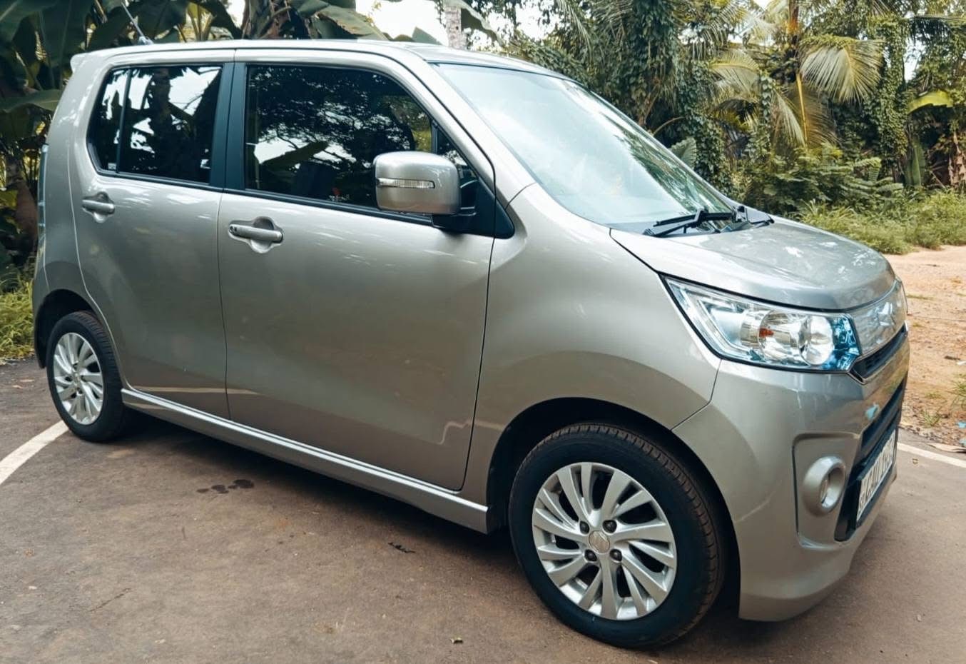 Suzuki Wagon R 2015 - භාවිතා කරන ලද කාර් sale in Sri Lanka - patpat.lk