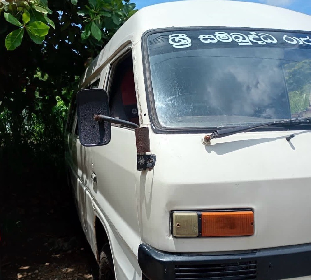 Isuzu ELF 1985 - பயன்படுத்தப்பட்டது வேன் sale in Sri Lanka - patpat.lk