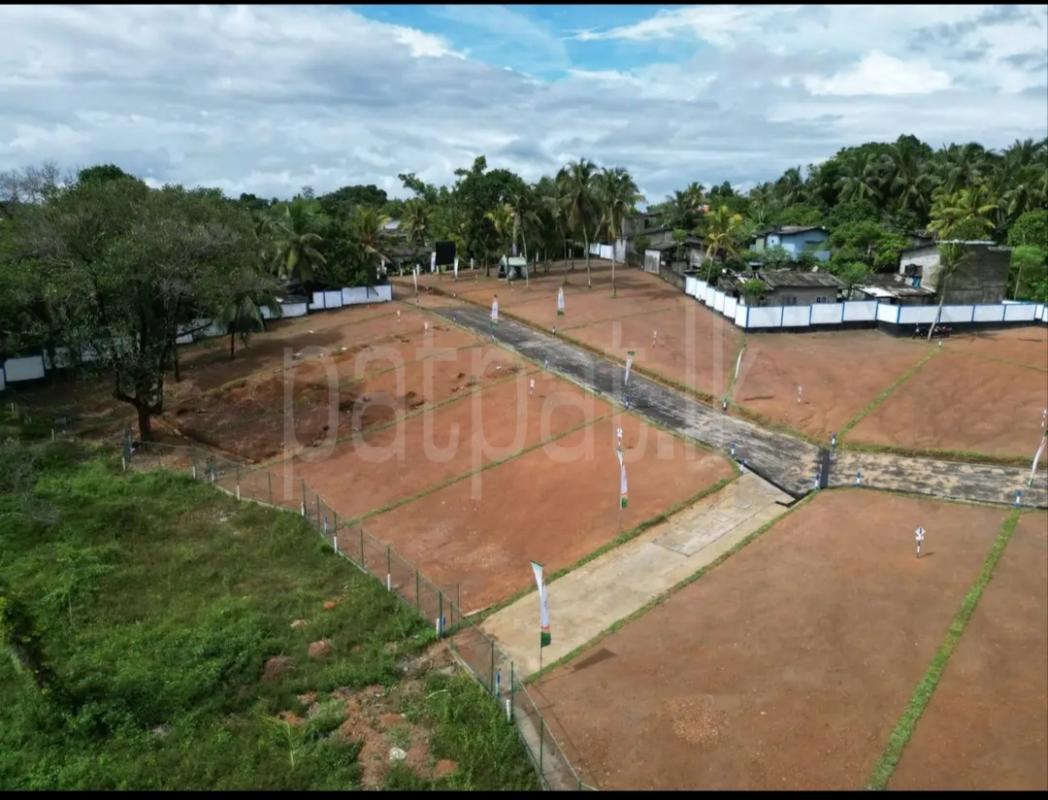 Residential Land for Sale in Bandaragama