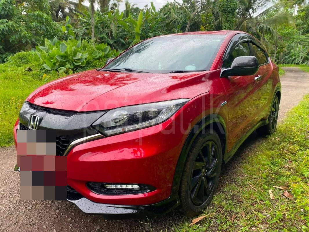 Honda Vezel 2017 - பயன்படுத்தப்பட்டது SUV sale in Sri Lanka - patpat.lk