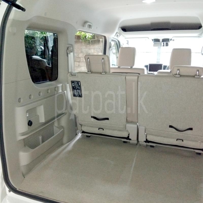 Advertisement image 6