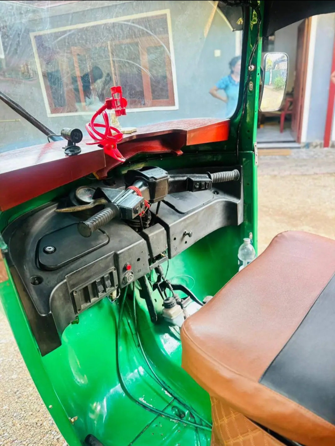 Bajaj Three Wheel 2011 - பயன்படுத்தப்பட்டது முச்சக்கர வண்டி sale in Sri Lanka - patpat.lk
