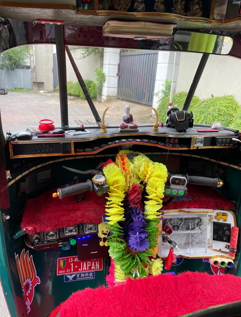 Bajaj 2 stroke 2005 - பயன்படுத்தப்பட்டது முச்சக்கர வண்டி sale in Sri Lanka - patpat.lk