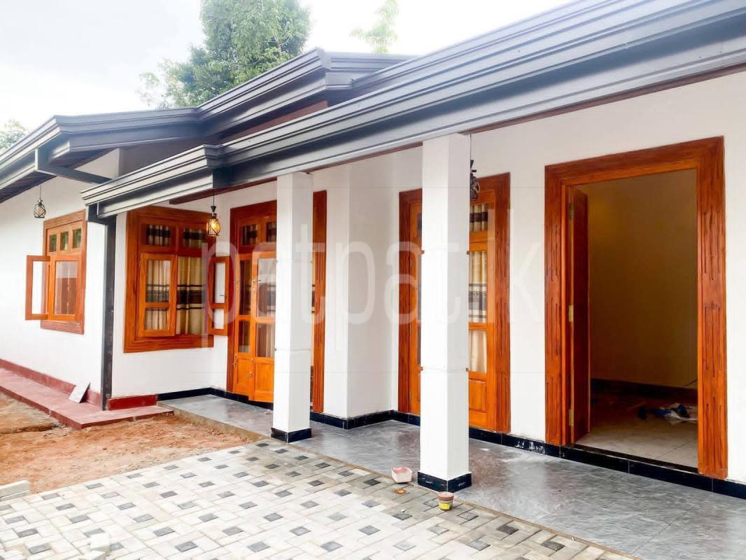 House for Sale in Godagama
