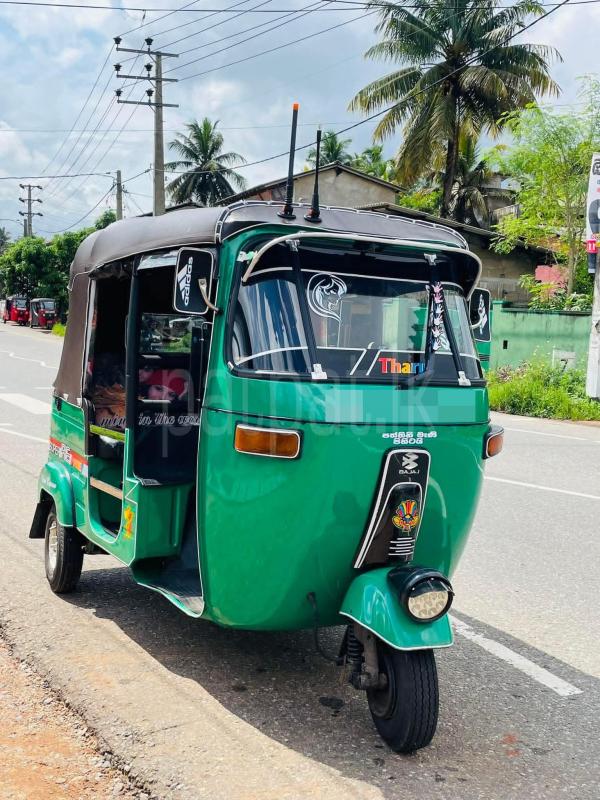 Bajaj 2 stroke 2006 - භාවිතා කරන ලද ත්‍රිරෝද රථය sale in Sri Lanka - patpat.lk