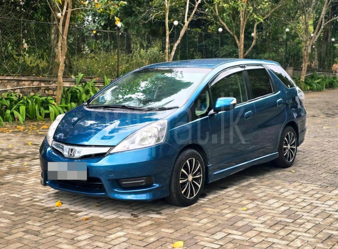 Advertisement image 3