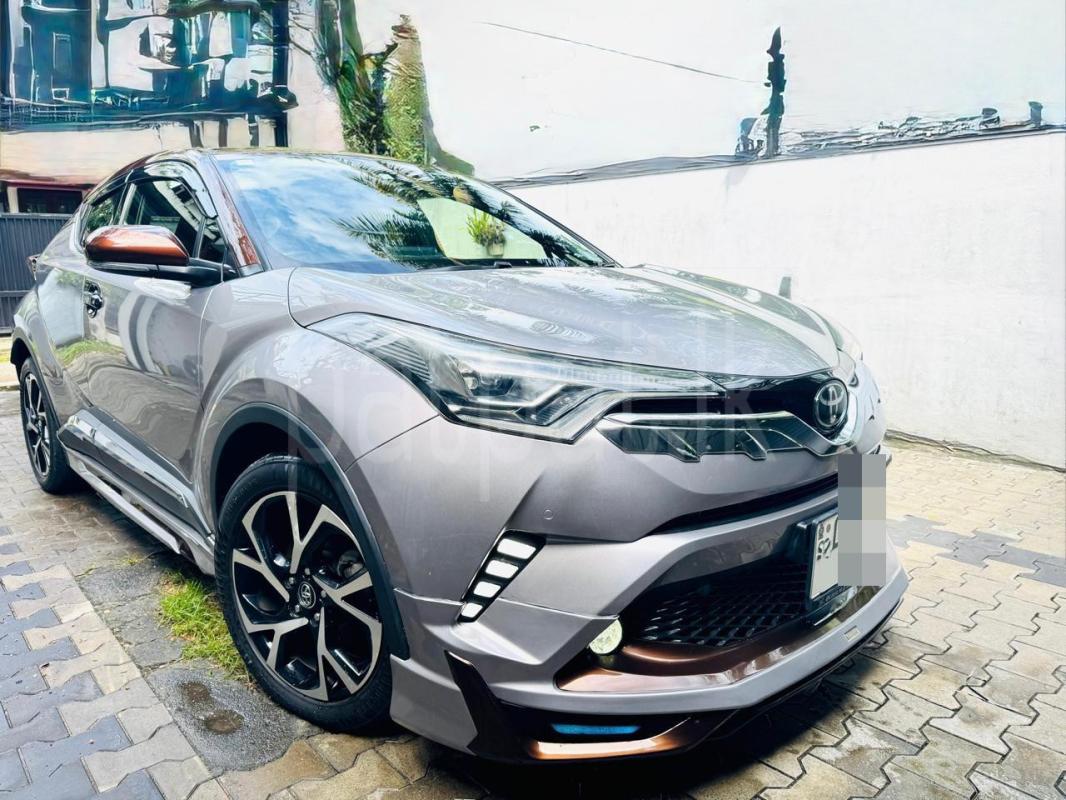 Toyota CHR 2019 - பயன்படுத்தப்பட்டது SUV sale in Sri Lanka - patpat.lk