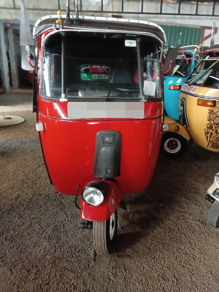 Bajaj Three Wheel 2002
