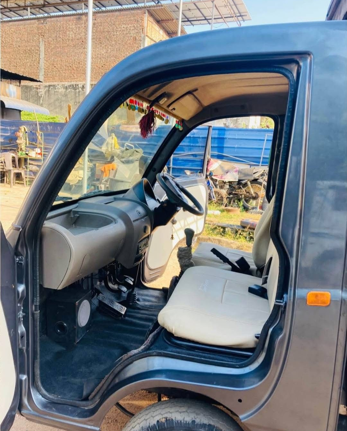 Mahindra Maxximo 2015 - Used Truck sale in Sri Lanka - patpat.lk