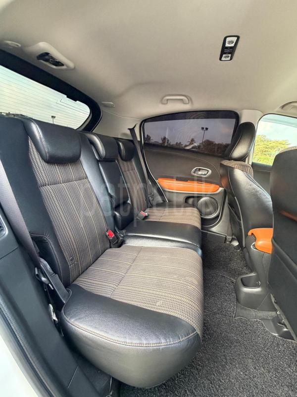 Advertisement image 6