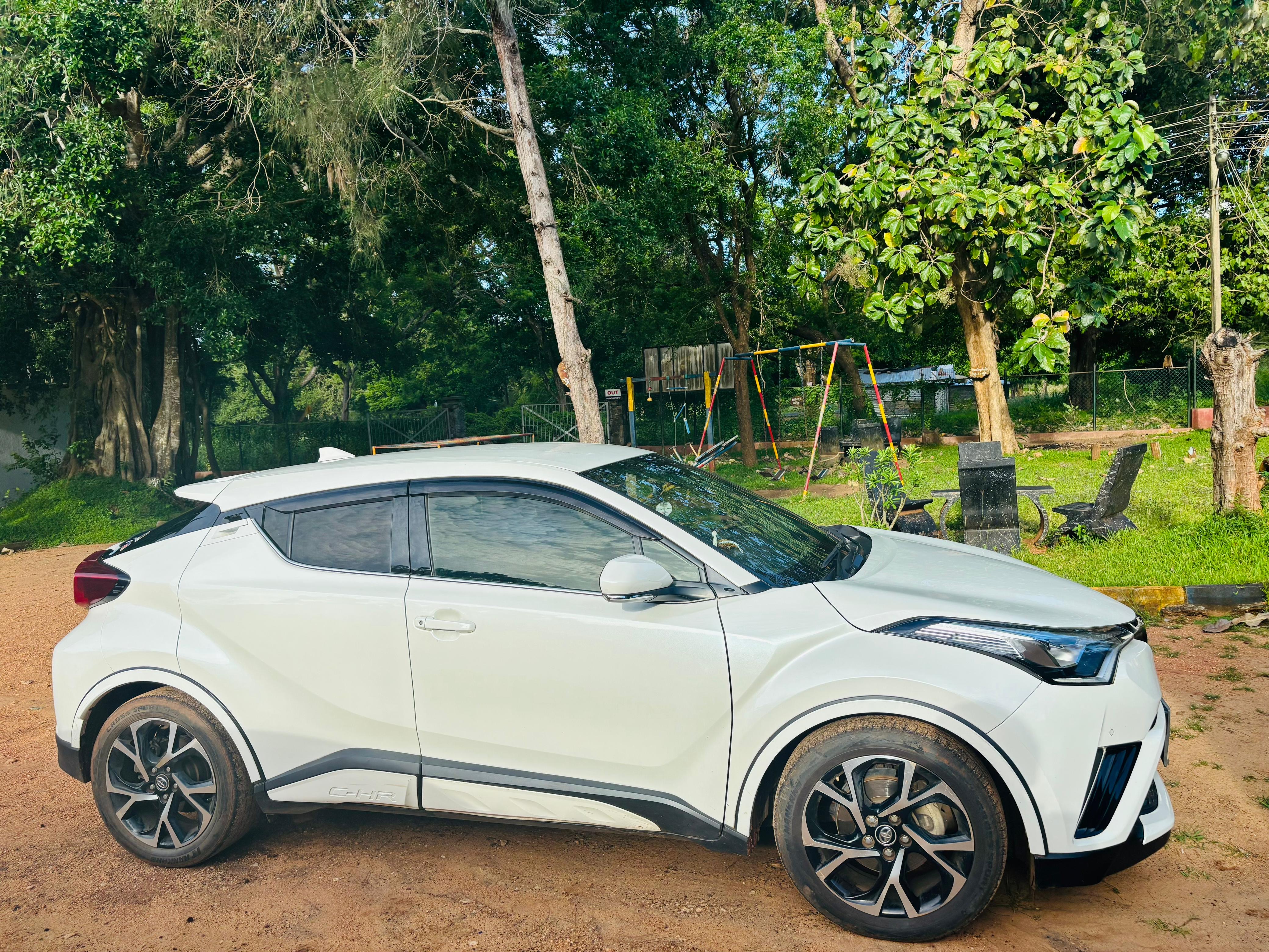 Toyota CHR 2019 - பயன்படுத்தப்பட்டது SUV sale in Sri Lanka - patpat.lk