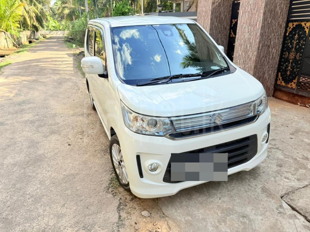Suzuki Wagon R 2015 - பயன்படுத்தப்பட்டது கார் sale in Sri Lanka - patpat.lk