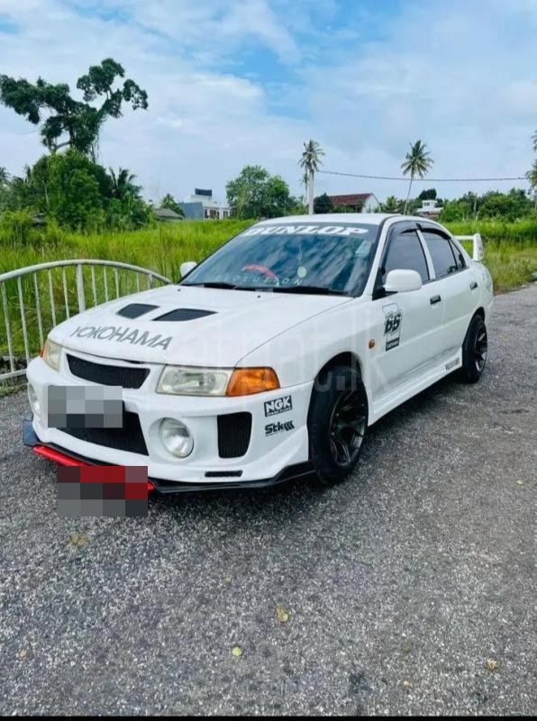 Mitsubishi Lancer 1998 - பயன்படுத்தப்பட்டது கார் sale in Sri Lanka - patpat.lk
