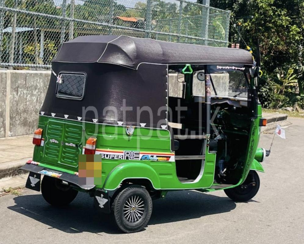 Bajaj 2 stroke 2004 - භාවිතා කරන ලද ත්‍රිරෝද රථය sale in Sri Lanka - patpat.lk