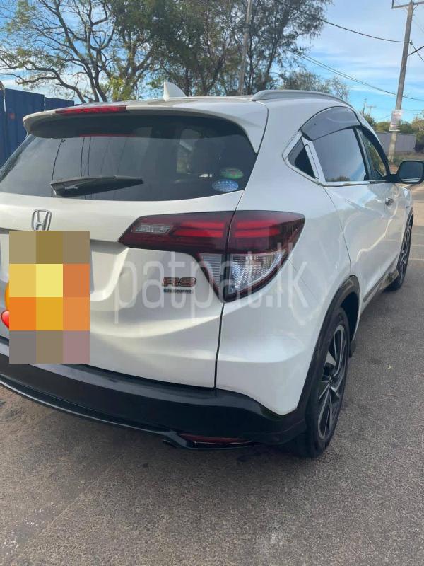 Honda Vezel 2017 - භාවිතා කරන ලද SUV රථය sale in Sri Lanka - patpat.lk