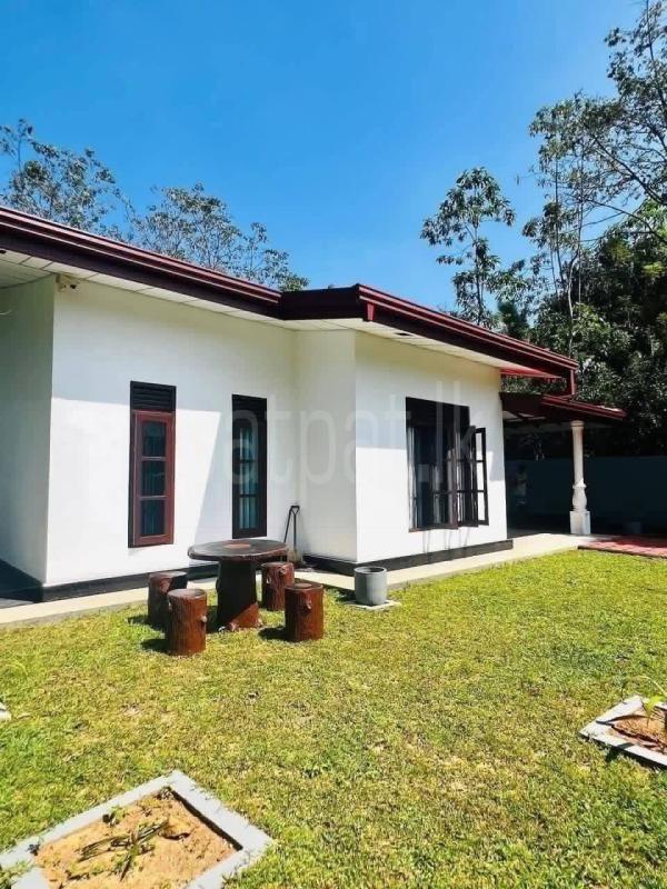 House for Sale in Kaduwela