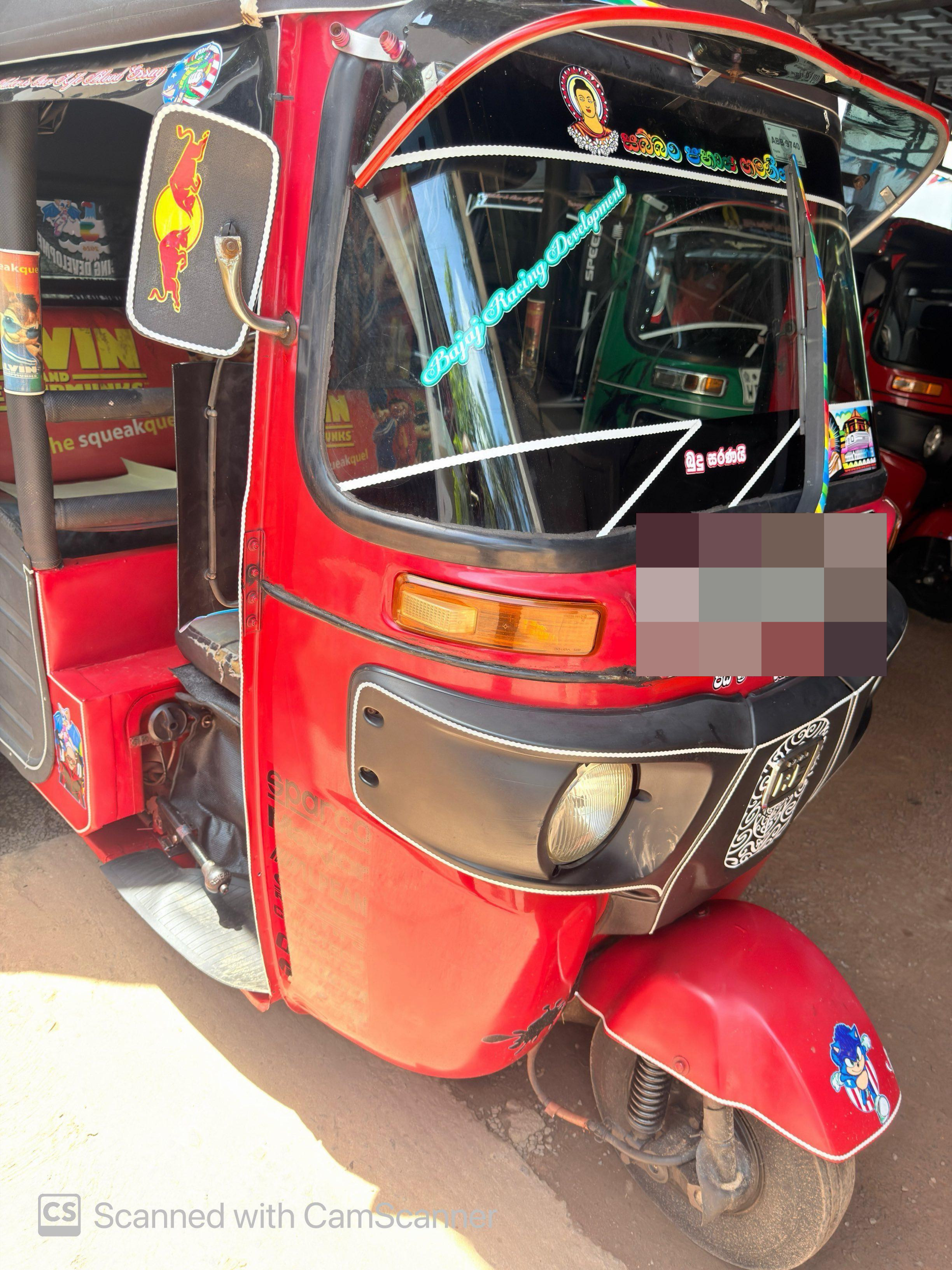 Bajaj 4 stroke 2015 - பயன்படுத்தப்பட்டது முச்சக்கர வண்டி sale in Sri Lanka - patpat.lk