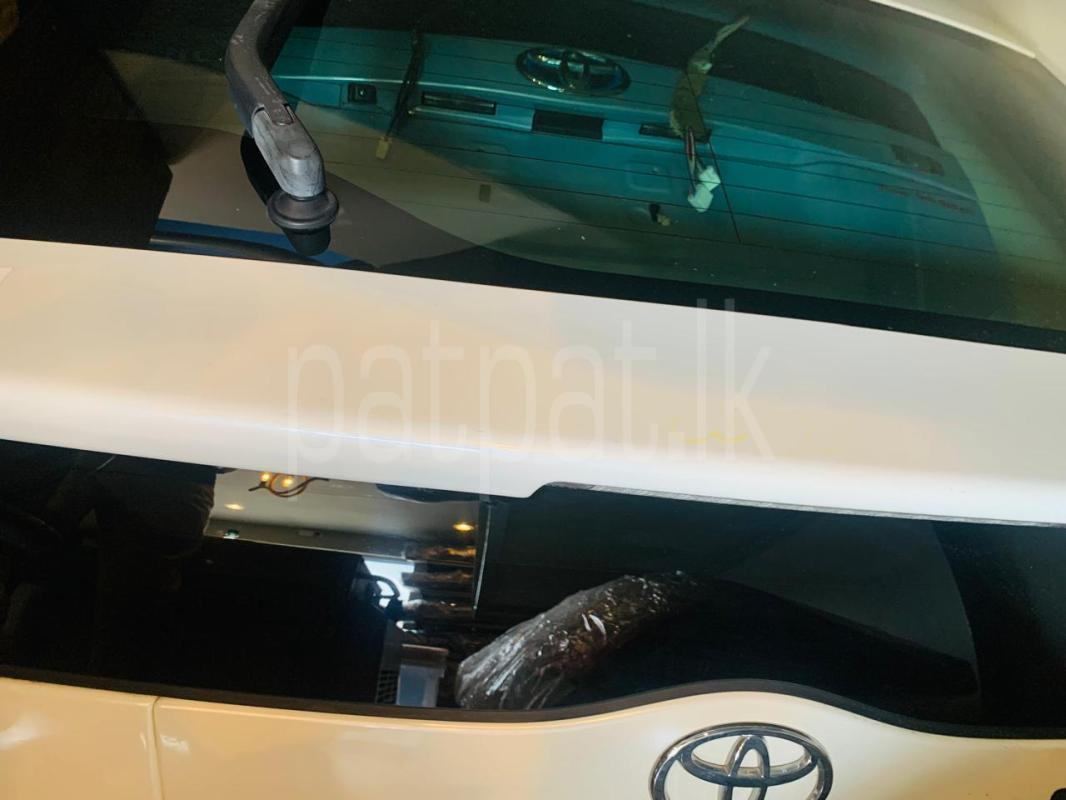 Toyota Prius Zvw20 Dicky Door