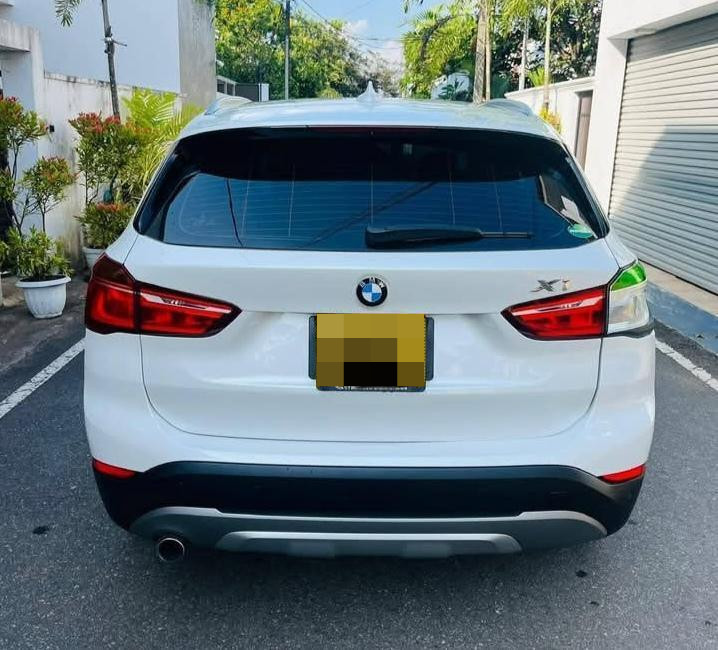BMW X Series 2017 - භාවිතා කරන ලද SUV රථය sale in Sri Lanka - patpat.lk