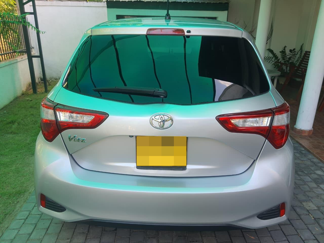 Toyota Vitz 2018 - பயன்படுத்தப்பட்டது கார் sale in Sri Lanka - patpat.lk