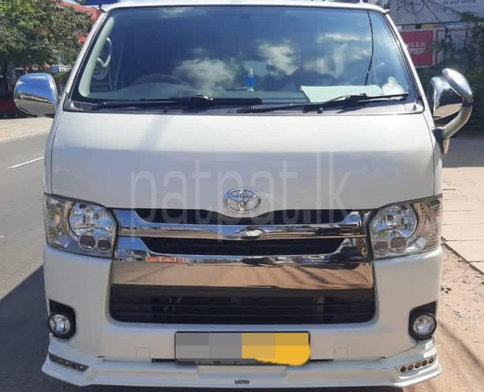 Toyota Hiace 2015 - பயன்படுத்தப்பட்டது வேன் sale in Sri Lanka - patpat.lk