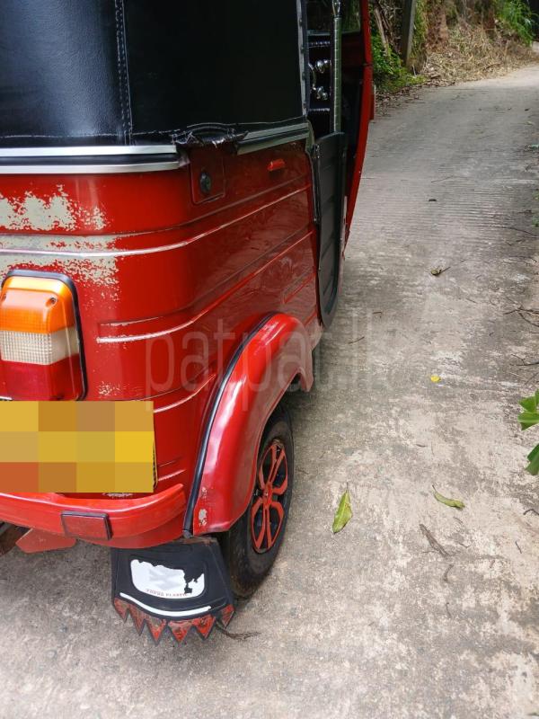 Bajaj 4 stroke 2012 - பயன்படுத்தப்பட்டது முச்சக்கர வண்டி sale in Sri Lanka - patpat.lk
