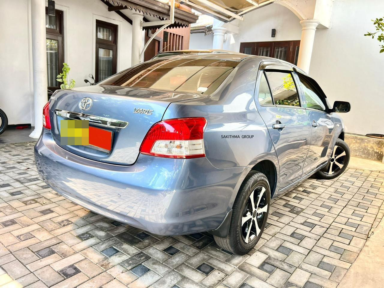 Toyota Yaris 2010 - භාවිතා කරන ලද කාර් sale in Sri Lanka - patpat.lk