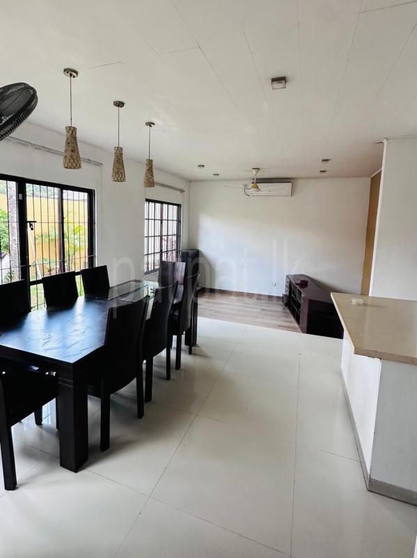 House for Sale in Athurugiriya
